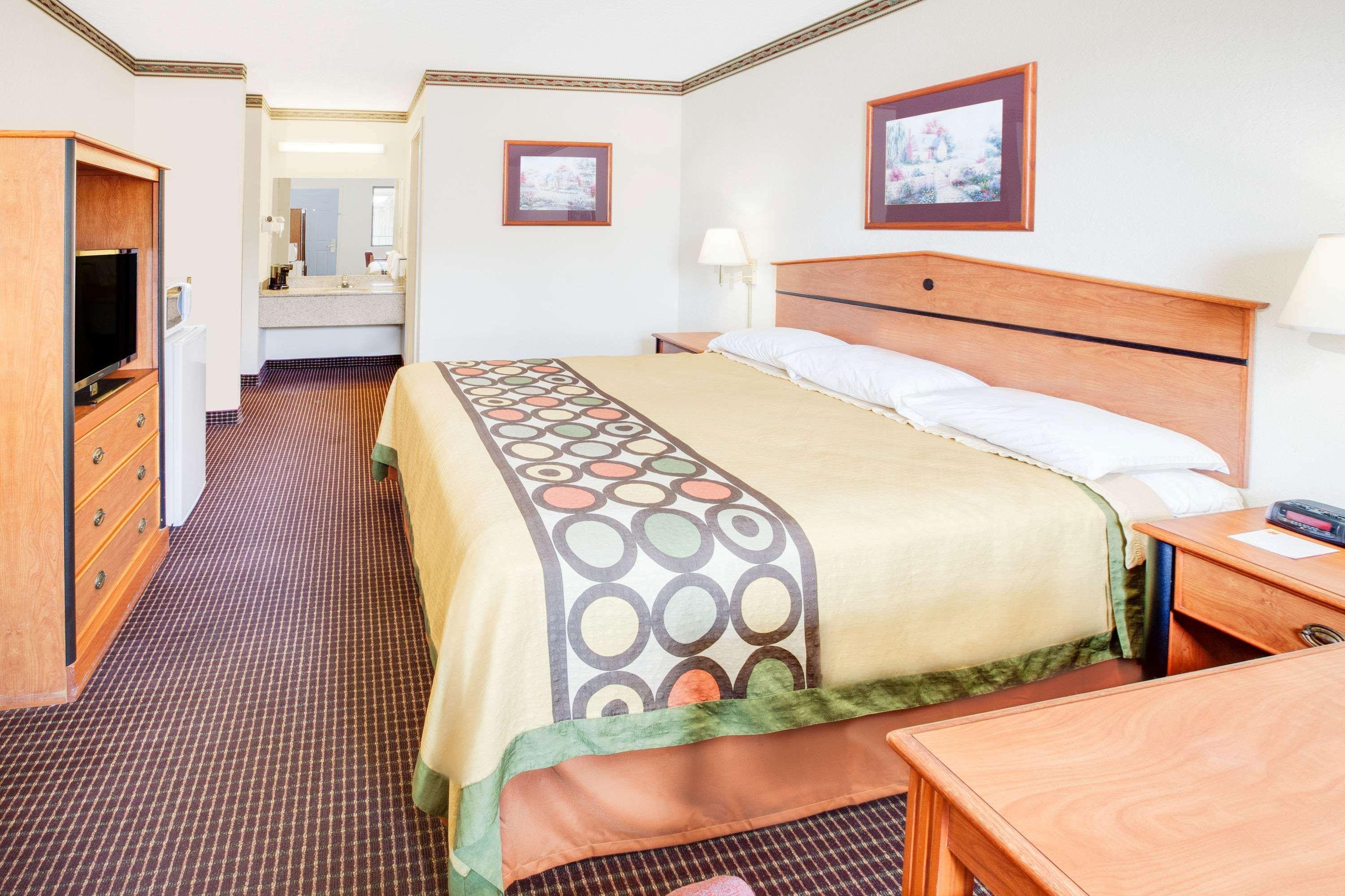 Super 8 By Wyndham Arkadelphia Caddo Valley Area Kültér fotó